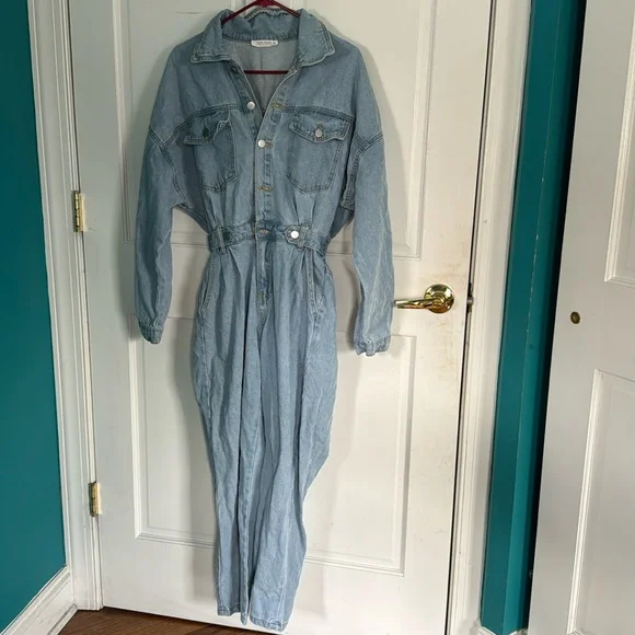 12th tribe Jean jump suit - Picture 2 of 6